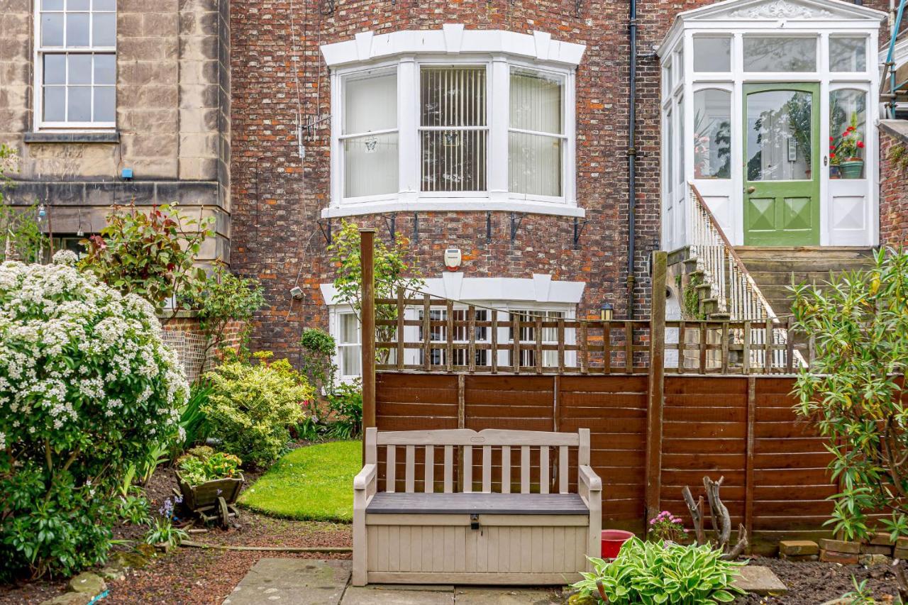 The Bolthole Apartamento Whitby Exterior foto